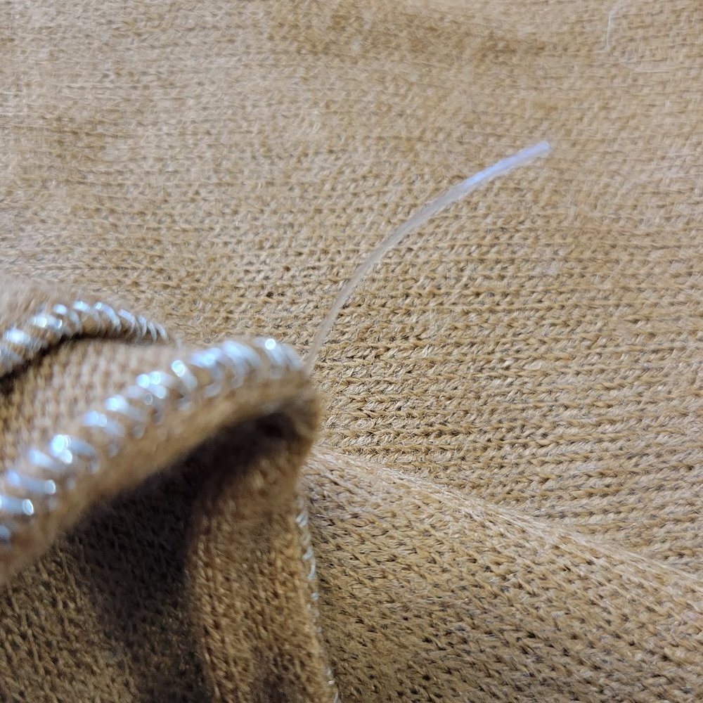 Brown Rectangular Scarf - Picture 7 of 7